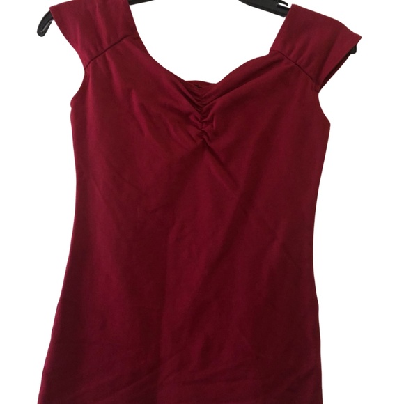 Retrolicious hot red top! - Picture 4 of 7